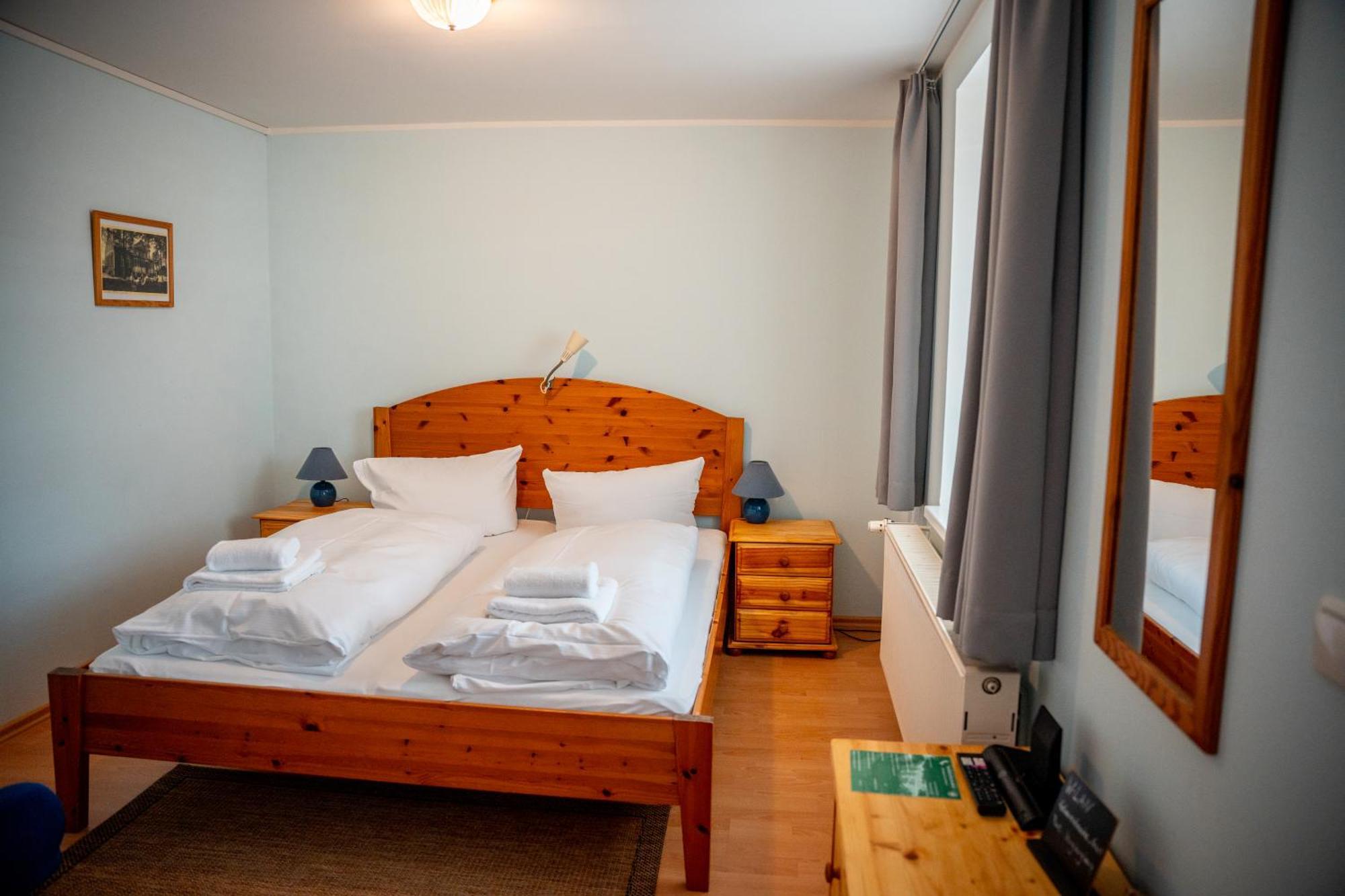 Hotel Kolonieschanke Бург Экстерьер фото
