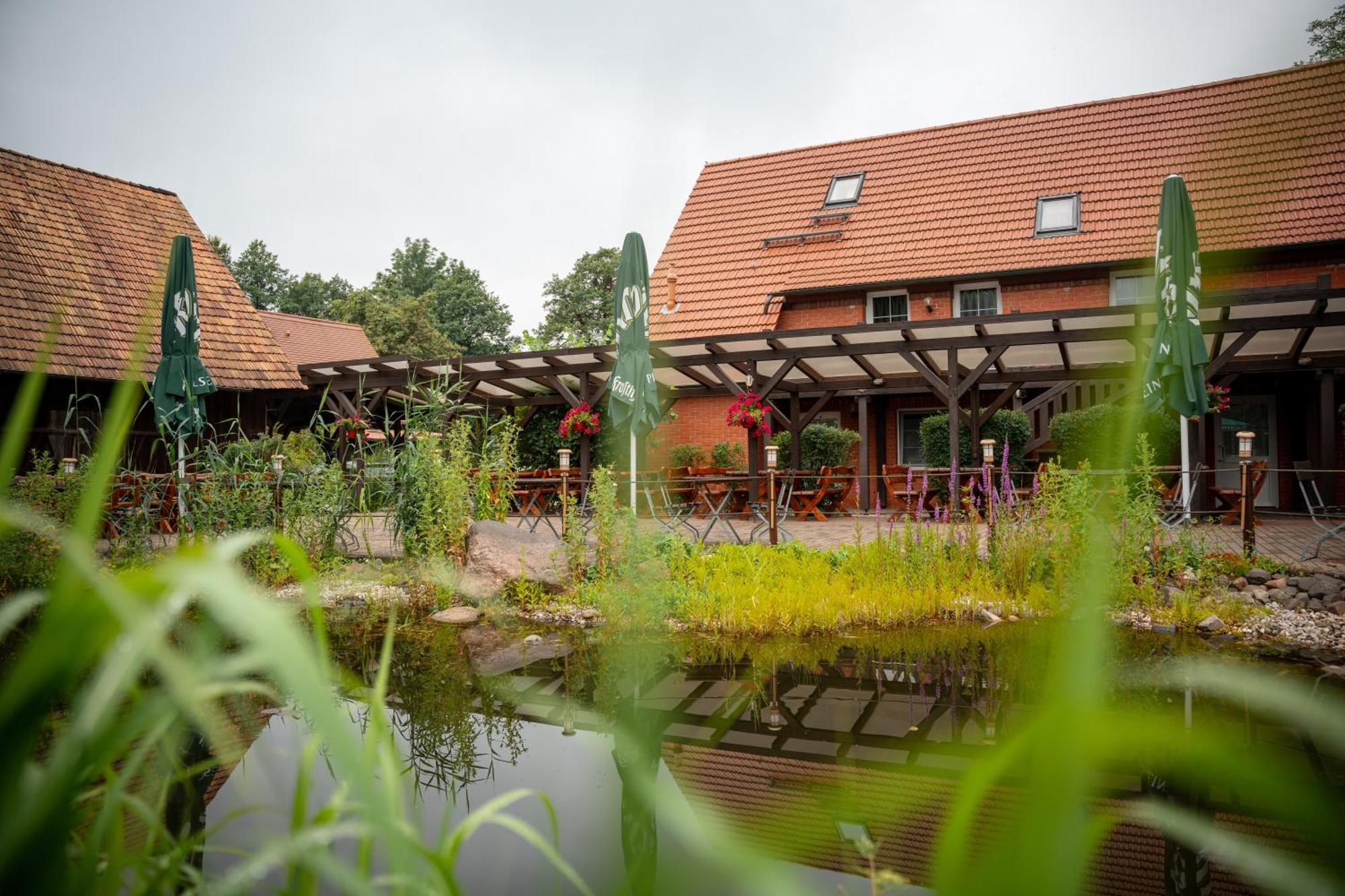 Hotel Kolonieschanke Бург Экстерьер фото